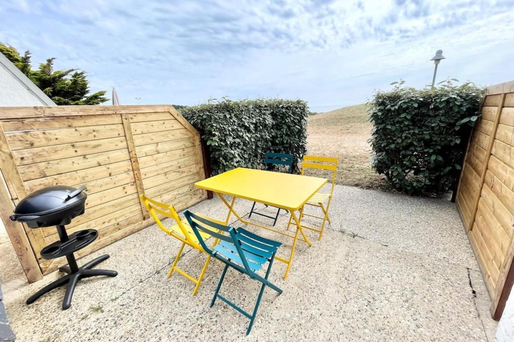 Maisonnette De Charme Refaite A Neuf Vue Mer Guidel Exterior photo